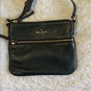 Kate Spade black cross body pebble purse
